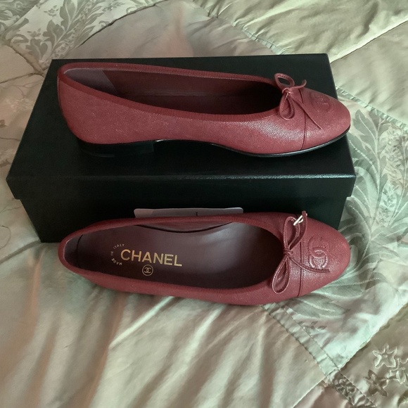 Chanel Burgundy Ballet Flats - Picture 2 of 9